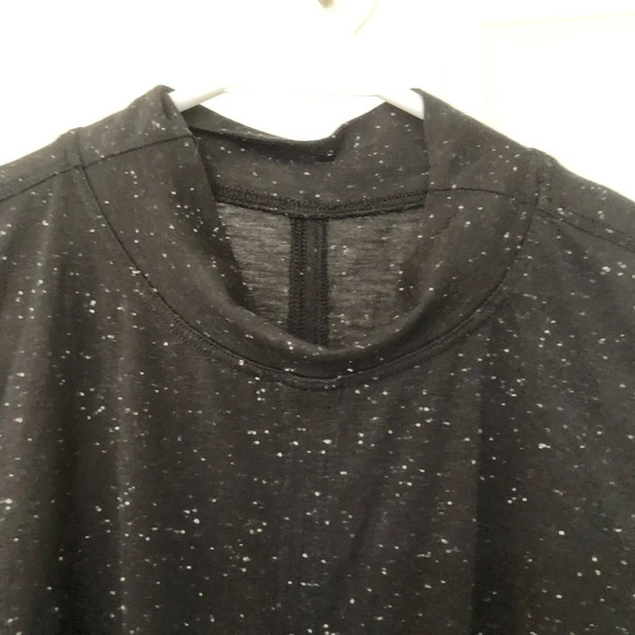 ! Lululemon Time to Restore Mock Neck Tank black/white - Picture 6 of 7